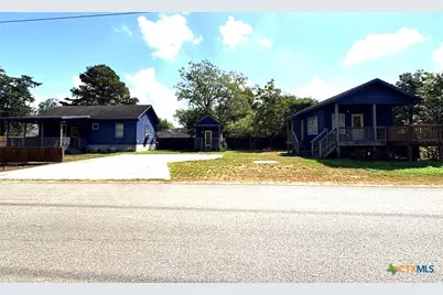 1017 W Nueces Street, Victoria, TX 77901 - Photo 2