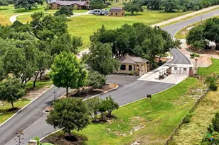 575 Solms Forest, New Braunfels, TX 78132 - Photo 6