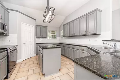 409 Northcliffe Drive, Belton, TX 76513 - Photo 8