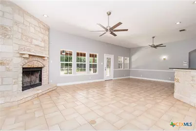 409 Northcliffe Drive, Belton, TX 76513 - Photo 4