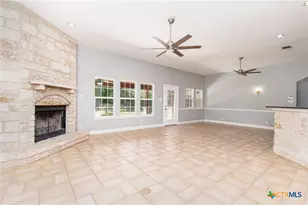 409 Northcliffe Dr, Belton, TX 76513 - Photo 4