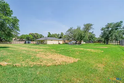 409 Northcliffe Drive, Belton, TX 76513 - Photo 22