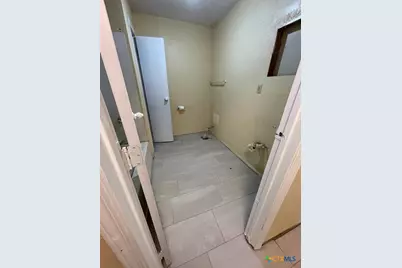 716 Persimmon Pass, Fischer, TX 78623 - Photo 6
