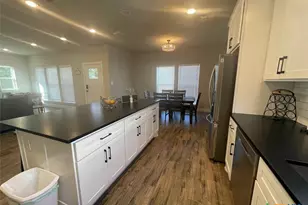 1220 Diamondhead Dr, Canyon Lake, TX 78133 - Photo 6
