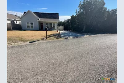 1220 Diamondhead Drive, Canyon Lake, TX 78133 - Photo 2