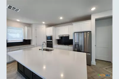 1047 Lime Gruene, New Braunfels, TX 78130 - Photo 10