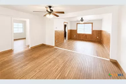 2301 Post Oak Avenue, Copperas Cove, TX 76522 - Photo 2
