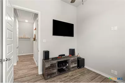 1551 Balcones Fault, New Braunfels, TX 78132 - Photo 12