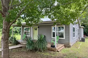 708 Sheffield Ave, Llano, TX 78643 - Photo 1
