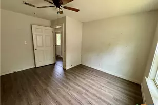708 Sheffield Ave, Llano, TX 78643 - Photo 8