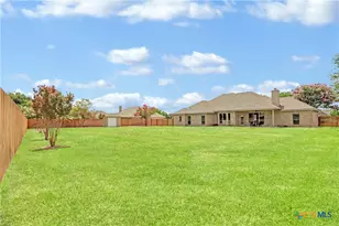 1446 Emily Ln, Seguin, TX 78155 - Photo 36