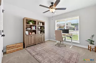 203 Fawn Ridge Dr, Copperas Cove, TX 76522 - Photo 6