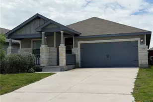 1250 Lennea, New Braunfels, TX 78130 - Photo 2