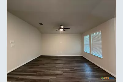 1250 Lennea, New Braunfels, TX 78130 - Photo 4