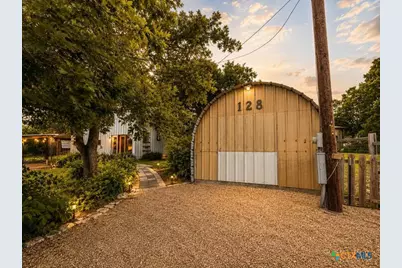 128 E Castlewood Drive, Marble Falls, TX 78654 - Photo 26