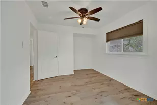 608 Creek Dr, New Braunfels, TX 78130 - Photo 20
