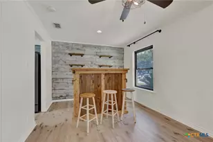 608 Creek Dr, New Braunfels, TX 78130 - Photo 8