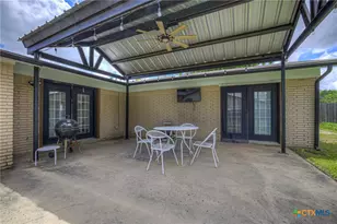 608 Creek Dr, New Braunfels, TX 78130 - Photo 26