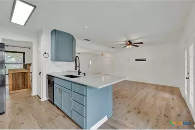 608 Creek Drive, New Braunfels, TX 78130 - Photo 14