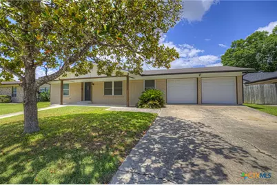 608 Creek Drive, New Braunfels, TX 78130 - Photo 4