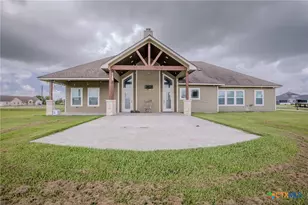 36 Mdw Crk Dr, Inez, TX 77968 - Photo 2