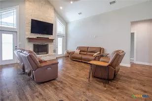 36 Mdw Crk Dr, Inez, TX 77968 - Photo 14