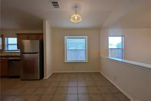 268 Goliad Dr, New Braunfels, TX 78130 - Photo 10