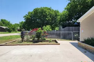 922 Ashwood Dr, Harker Heights, TX 76548 - Photo 4