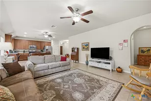 328 Lightcliff St, Hutto, TX 78634 - Photo 14
