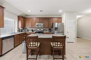 328 Lightcliff St, Hutto, TX 78634 - Photo 8