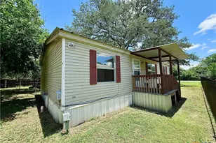 319 E Zipp Rd, New Braunfels, TX 78130 - Photo 18