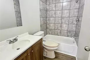 319 E Zipp Rd, New Braunfels, TX 78130 - Photo 12