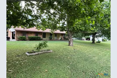 501 S 6th Street, Lometa, TX 76853 - Photo 2