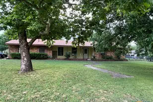 501 S 6th St, Lometa, TX 76853 - Photo 1