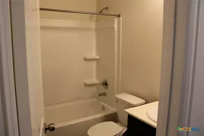 405 N 10th Street, Temple, TX 76501 - Photo 16