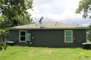 405 N 10th St, Temple, TX 76501 - Photo 4