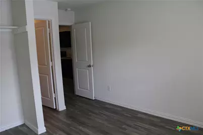 405 N 10th Street, Temple, TX 76501 - Photo 10