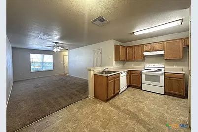402 Veterans Avenue #C, Copperas Cove, TX 76522 - Photo 2