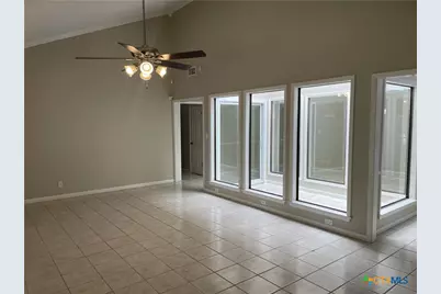 101 Rio Vista Drive, Victoria, TX 77904 - Photo 4