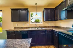 839 Liberty Park Dr, Belton, TX 76513 - Photo 10