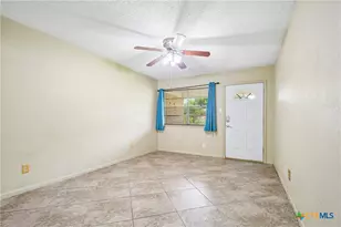 912 Edwards St, Copperas Cove, TX 76522 - Photo 4