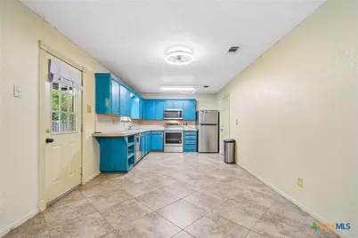 912 Edwards Street, Copperas Cove, TX 76522 - Photo 10