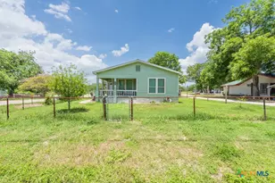 7 River St, Prairie Lea, TX 78661 - Photo 2