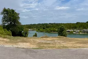 17 Oakmont Cir, Belton, TX 76513 - Photo 8