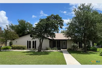 17 Oakmont Circle, Belton, TX 76513 - Photo 1