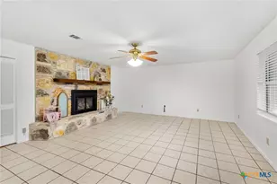130 Bobcat Ln, Copperas Cove, TX 76522 - Photo 4