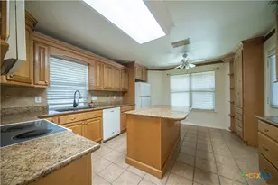 1131 River Rock, New Braunfels, TX 78130 - Photo 6