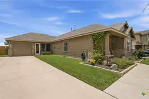 491 Magnolia Wind, New Braunfels, TX 78130 - Photo 2