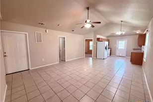 1035 Helen Dr, New Braunfels, TX 78130 - Photo 1