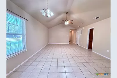 1035 Helen Drive #B, New Braunfels, TX 78130 - Photo 4